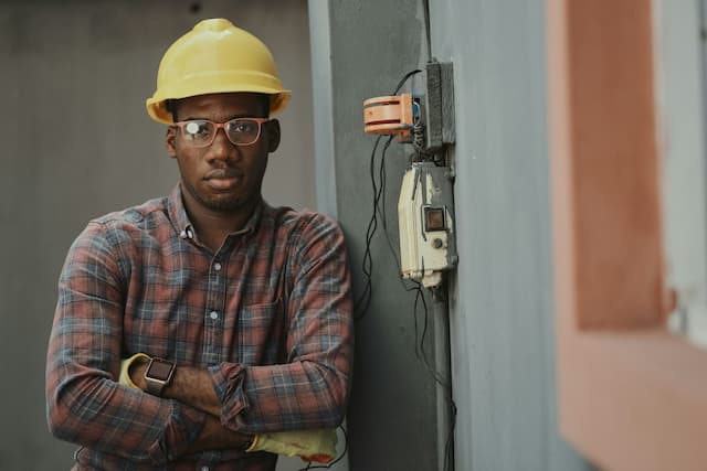 Licensed electrician ready to help